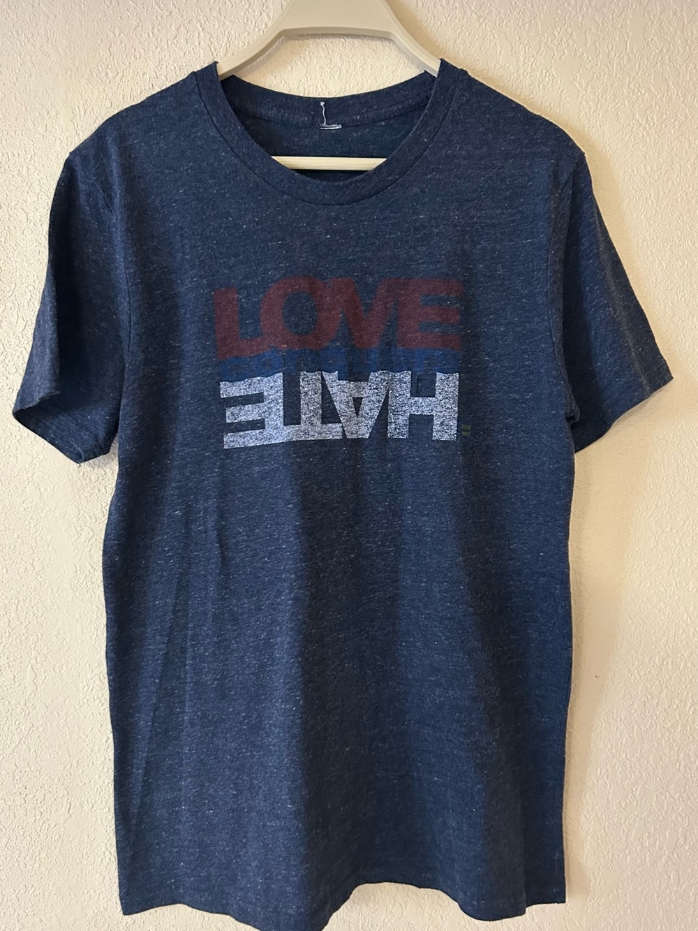 Human Rights Campaign Tee - Picture 2 of 6